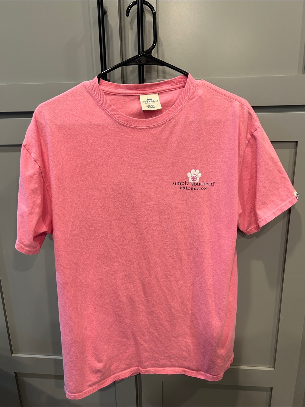 Women’s large Simply Southern dog shirt